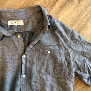 Ezekiel Men’s Short Sleeve Button Down Shirt XL